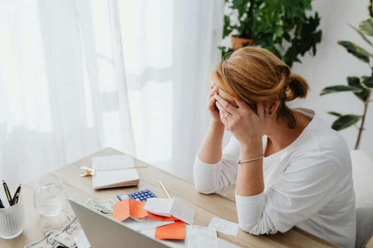 Zo ondersteun je medewerkers bij de belastingaangifte (helft ervaart stress)